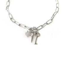 Load image into Gallery viewer, Paperclip Carabiner Chain