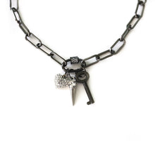 Load image into Gallery viewer, Paperclip Carabiner Chain