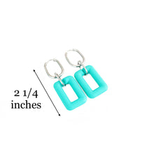Load image into Gallery viewer, Matte Rectangle Link Earrings