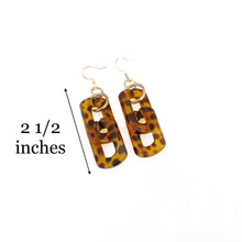 Load image into Gallery viewer, Rectangle Link Tortoise Shell Earrings