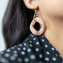 Load image into Gallery viewer, Acrylic Link Earrings