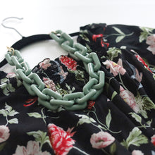 Load image into Gallery viewer, Chunky Rectangle Link Necklace