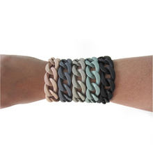 Load image into Gallery viewer, Matte Resin Link Bracelet
