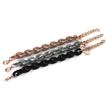 Load image into Gallery viewer, Matte Oval Link Bracelet