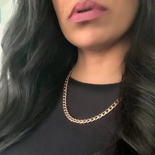 Load image into Gallery viewer, Small Cuban Link Chain