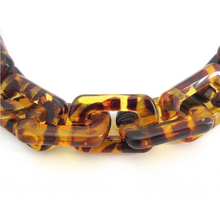 Load image into Gallery viewer, Rectangle Tortoise Shell Necklace