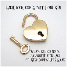 Load image into Gallery viewer, Engraved Heart Padlock